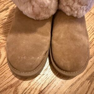 Ugg’s Tan Suede Boots